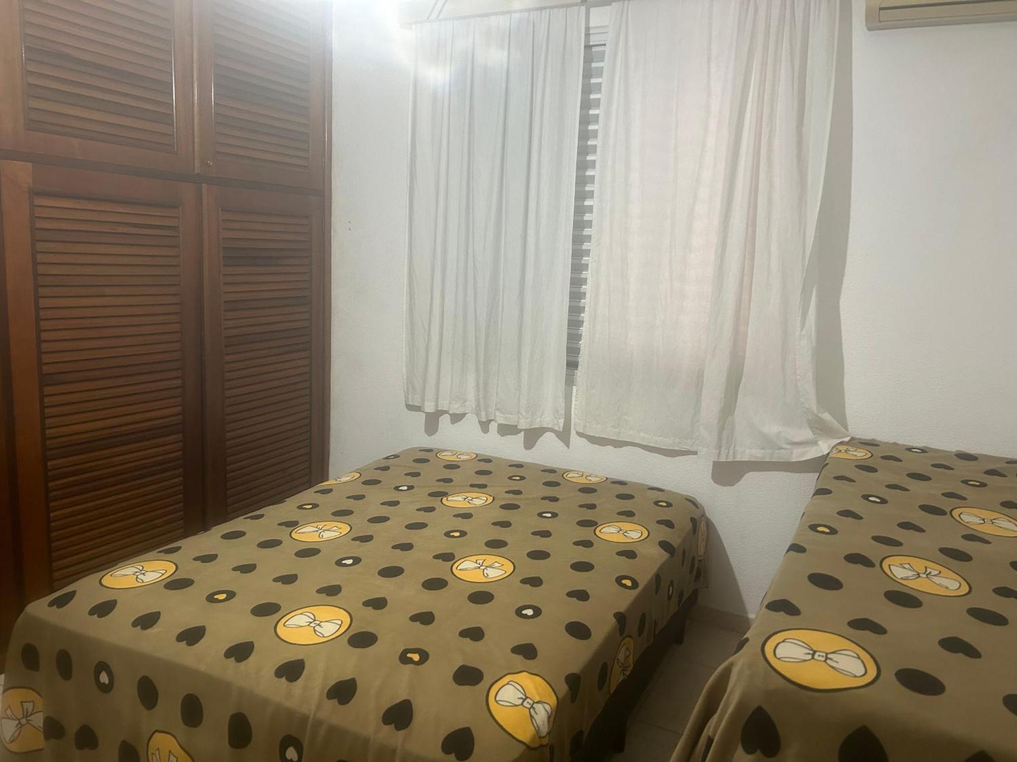 Ed. Itamarati. Aparthotel Praia Grande  Buitenkant foto